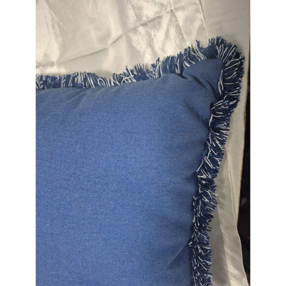 Set Of 2 Outdoor Navy Blue With White Teardrop Design Pillows - Picture 7 of 13